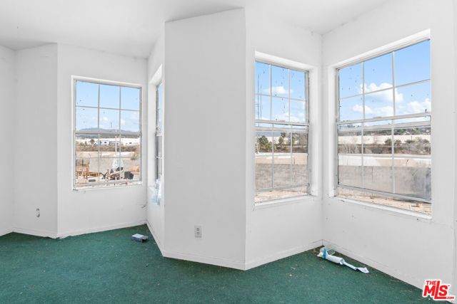 3051 N Coolidge Avenue, Los Angeles, CA 90039