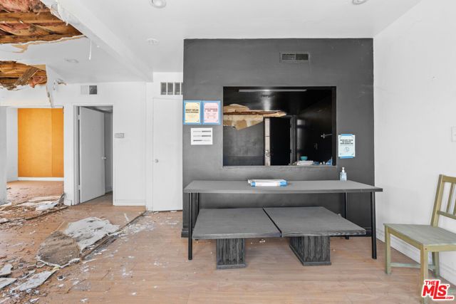 3051 N Coolidge Avenue, Los Angeles, CA 90039