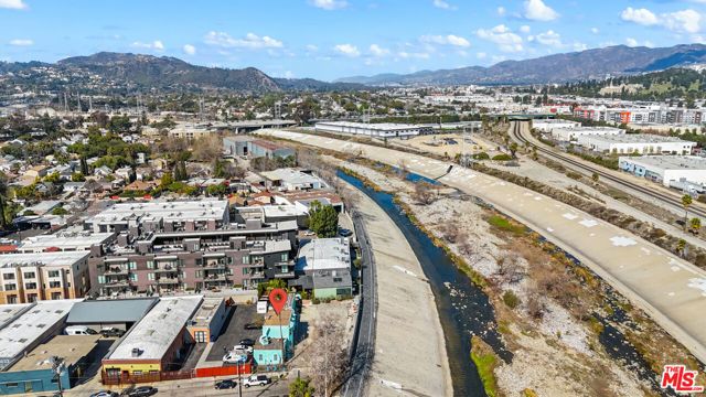 3051 N Coolidge Avenue, Los Angeles, CA 90039