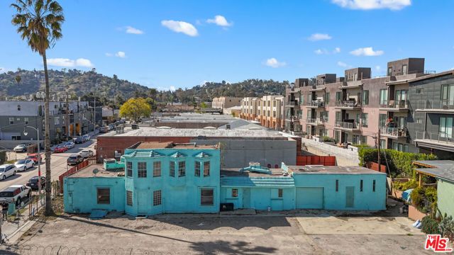 3051 N Coolidge Avenue, Los Angeles, CA 90039