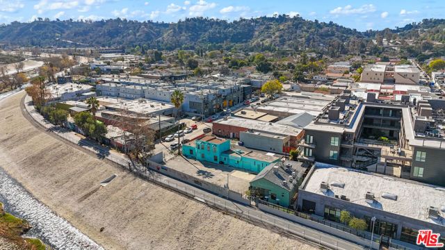 3051 N Coolidge Avenue, Los Angeles, CA 90039