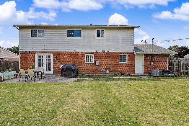 4843 Pennswood Drive, Huber Heights, OH 45424