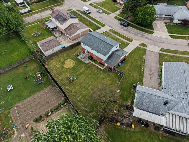 4843 Pennswood Drive, Huber Heights, OH 45424