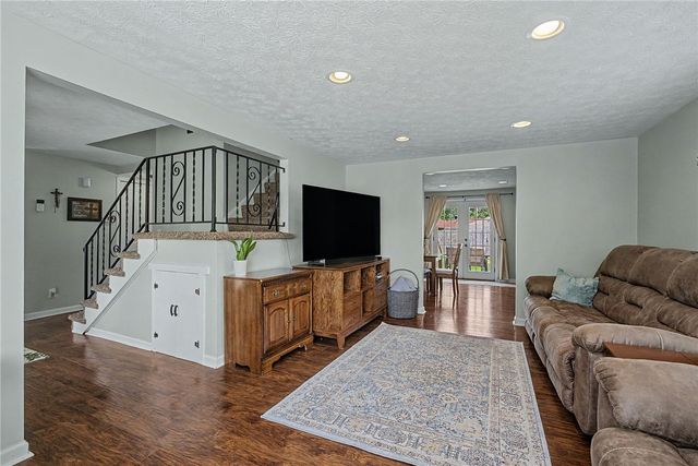 4843 Pennswood Drive, Huber Heights, OH 45424