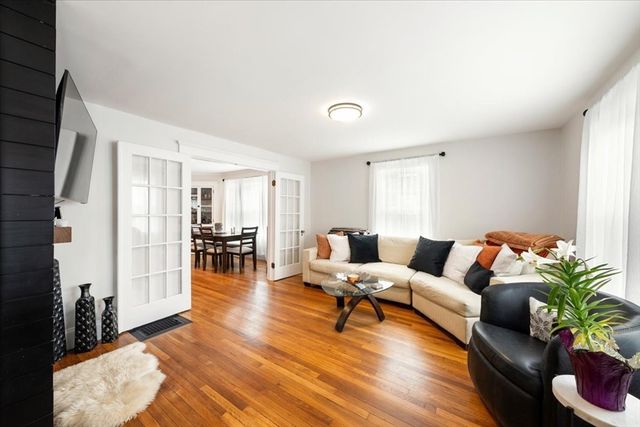 7 Atherton Street 1, Natick, MA 01760