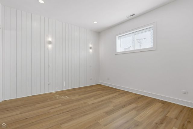 4841 S Prairie Avenue, Chicago, IL 60615