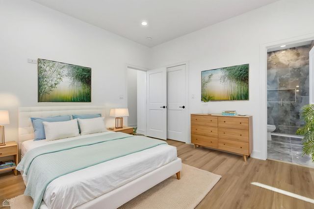 4841 S Prairie Avenue, Chicago, IL 60615