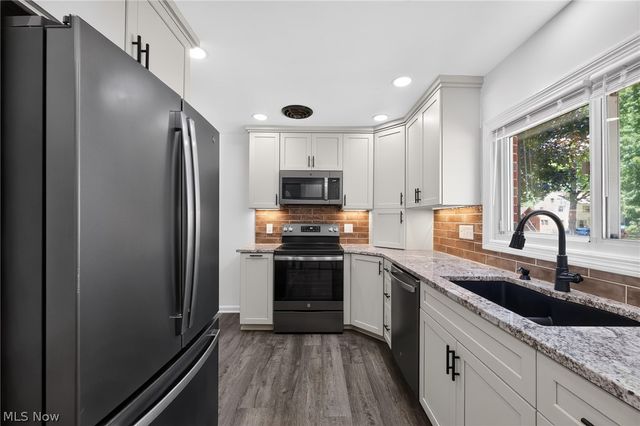 1807 Wicliff Avenue NE, Massillon, OH 44646