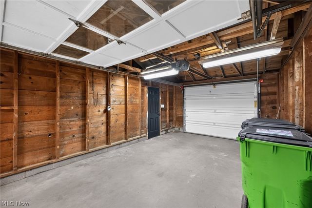 1807 Wicliff Avenue NE, Massillon, OH 44646