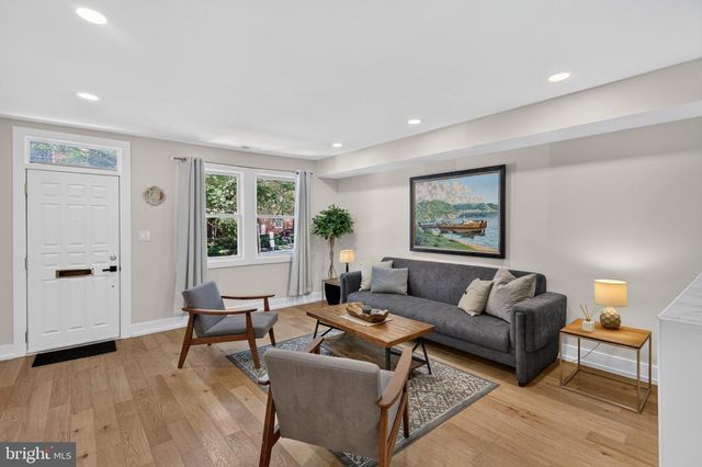 310 S ALFRED ST, Alexandria, VA 22314