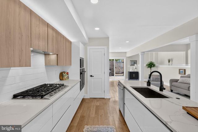 310 S ALFRED ST, Alexandria, VA 22314