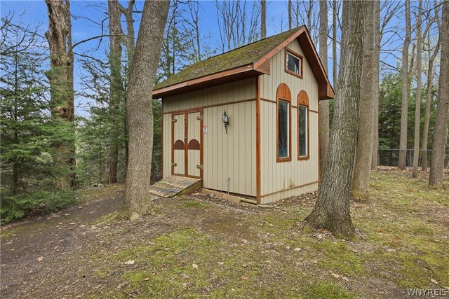 10 Tiffany Lane, Elma, NY 14059