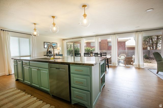 888 THORNFIELD RD, Kaysville, UT 84037