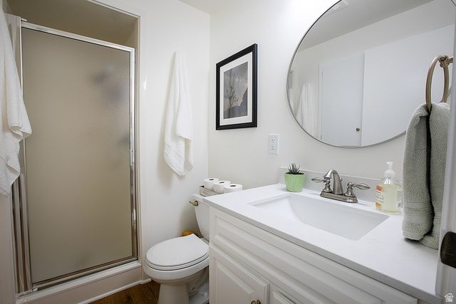 888 THORNFIELD RD, Kaysville, UT 84037