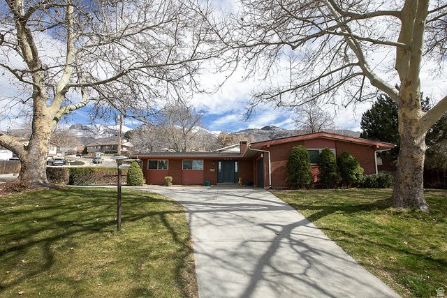 888 THORNFIELD RD, Kaysville, UT 84037