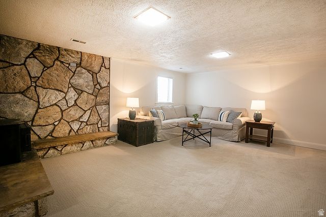 888 THORNFIELD RD, Kaysville, UT 84037