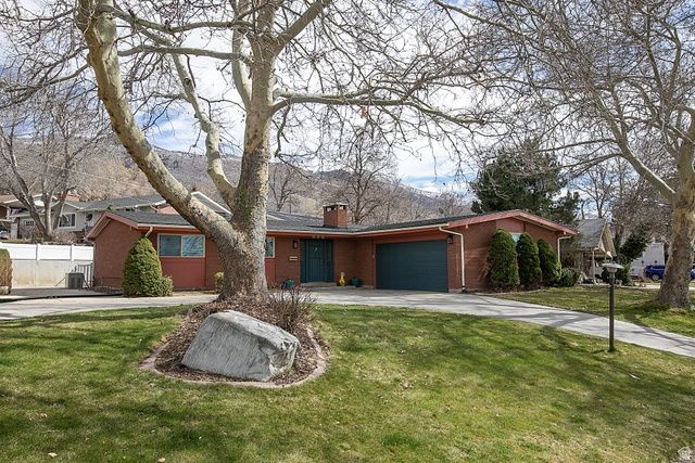 888 THORNFIELD RD, Kaysville, UT 84037