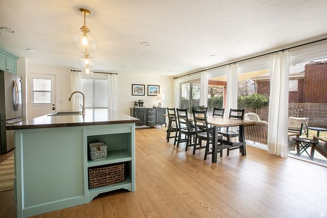 888 THORNFIELD RD, Kaysville, UT 84037