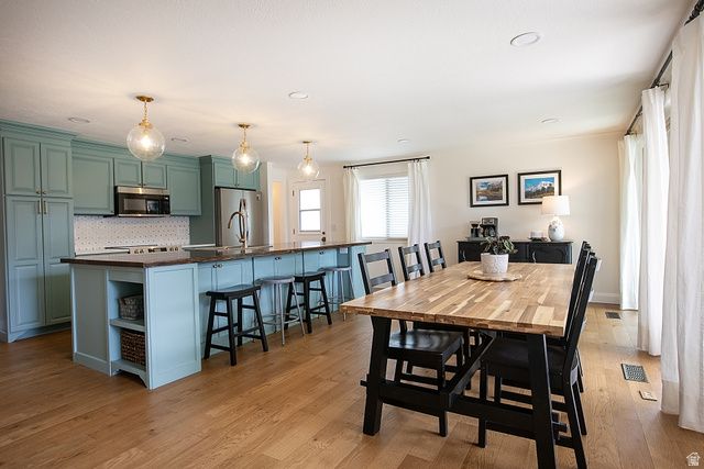 888 THORNFIELD RD, Kaysville, UT 84037