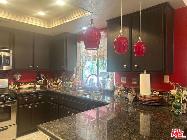 26689 Dry Falls Drive, Corona, CA 92883