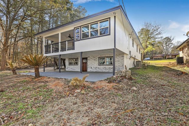 1 Mill Creek Road, Point Blank, TX 77364