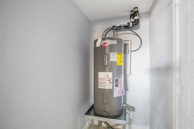 1 Mill Creek Road, Point Blank, TX 77364