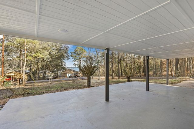 1 Mill Creek Road, Point Blank, TX 77364