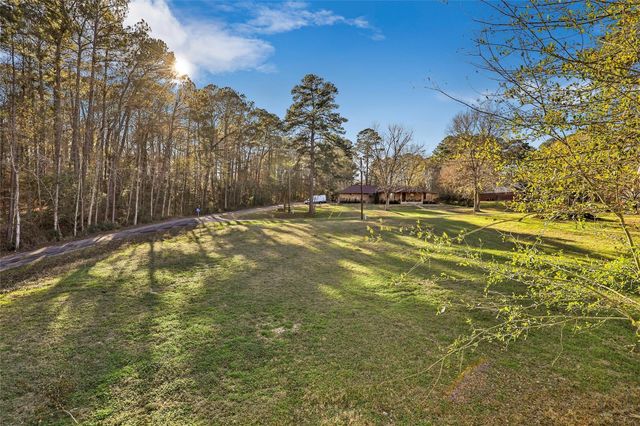 1 Mill Creek Road, Point Blank, TX 77364