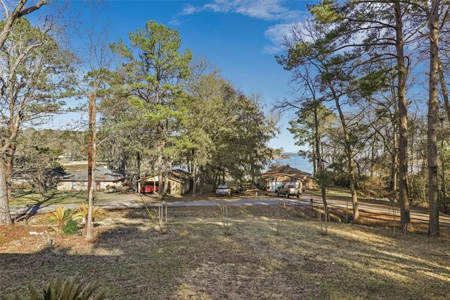 1 Mill Creek Road, Point Blank, TX 77364