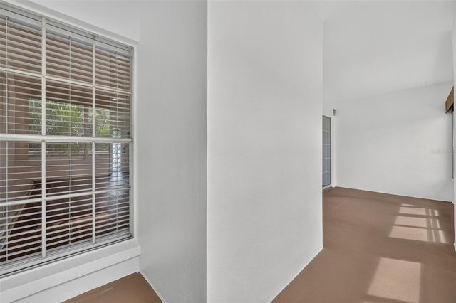 8352 MEADOWBROOK DRIVE 10, Seminole, FL 33777
