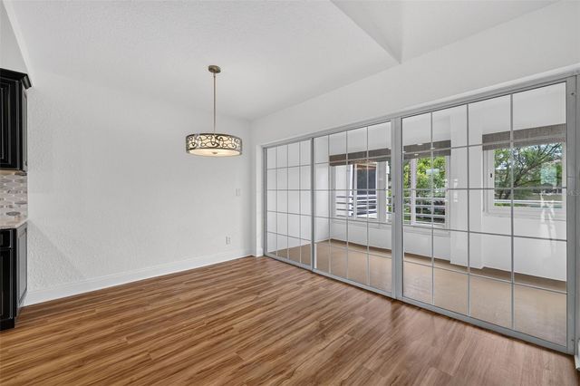 8352 MEADOWBROOK DRIVE 10, Seminole, FL 33777