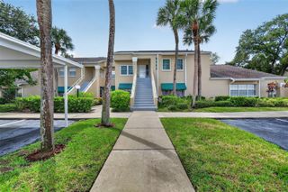 8352 MEADOWBROOK DRIVE 10, Seminole, FL 33777