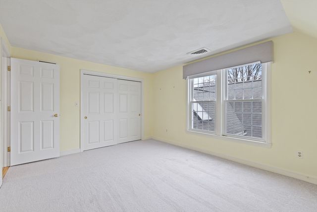26 Mitchell Grant Way 26, Bedford, MA 01730