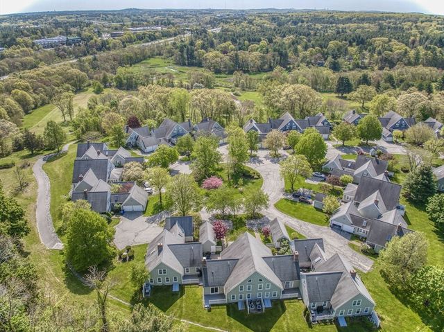 26 Mitchell Grant Way 26, Bedford, MA 01730