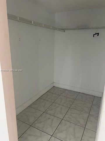 2055 SW 122nd Ave 519, Miami, FL 33175