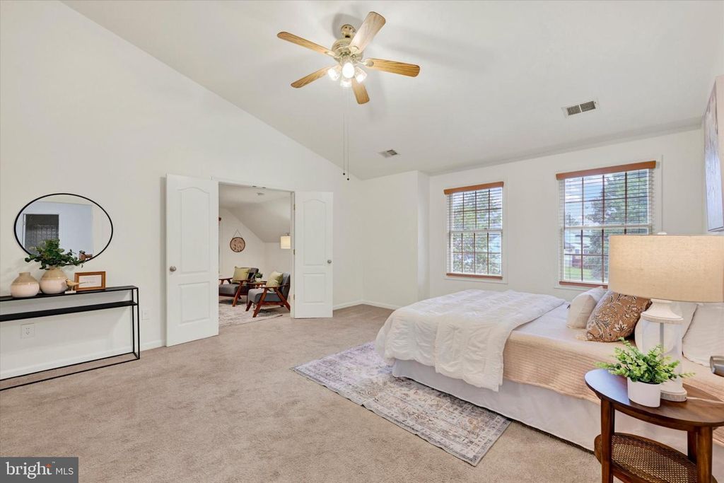 Image 24 of property listing at 9537 WHITEHURST DR, Owings Mills, MD 21117