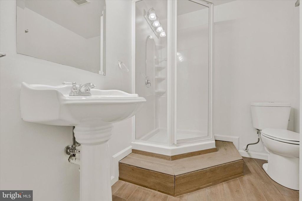 Image 30 of property listing at 9537 WHITEHURST DR, Owings Mills, MD 21117