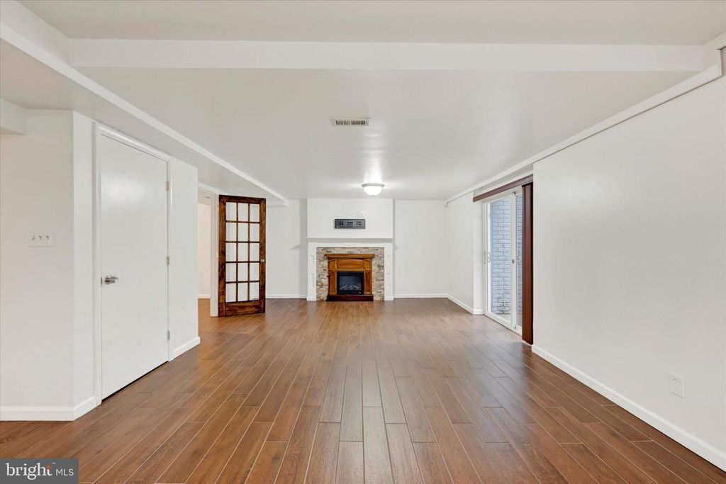 Image 31 of property listing at 9537 WHITEHURST DR, Owings Mills, MD 21117