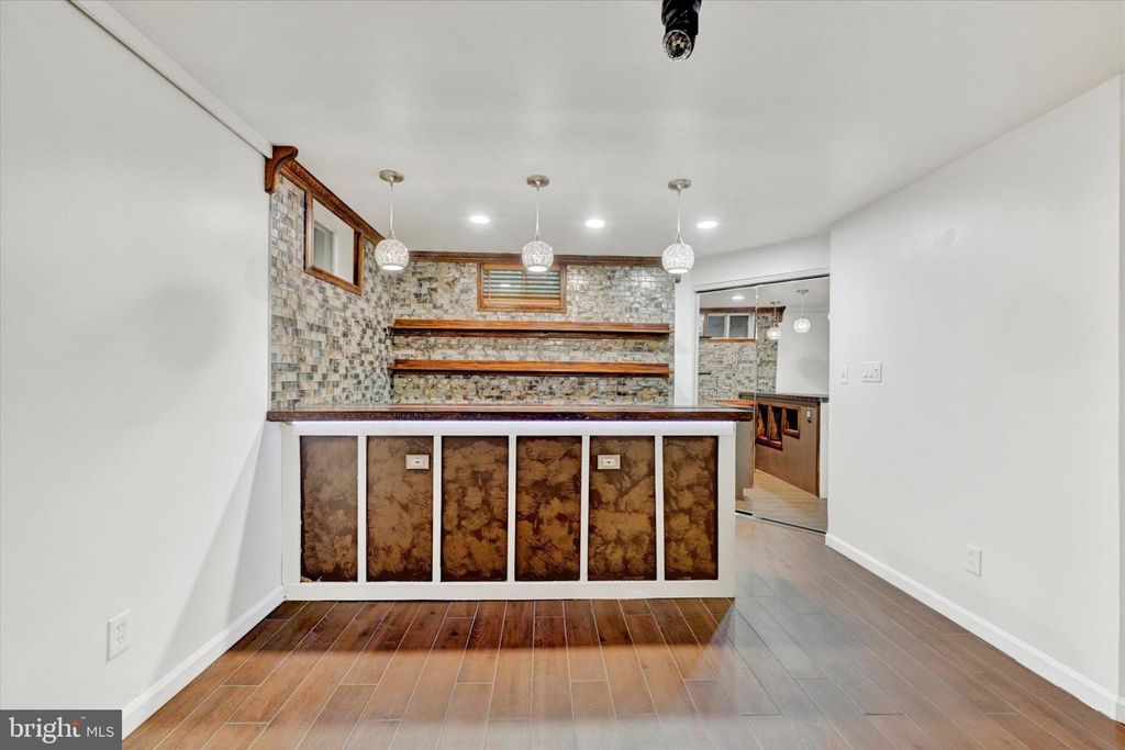 Image 34 of property listing at 9537 WHITEHURST DR, Owings Mills, MD 21117