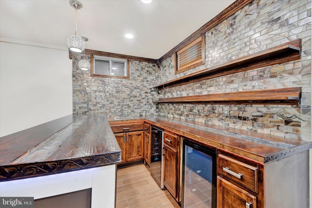 Image 35 of property listing at 9537 WHITEHURST DR, Owings Mills, MD 21117