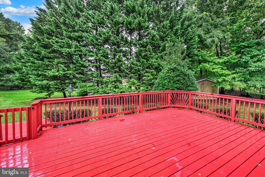 Image 37 of property listing at 9537 WHITEHURST DR, Owings Mills, MD 21117