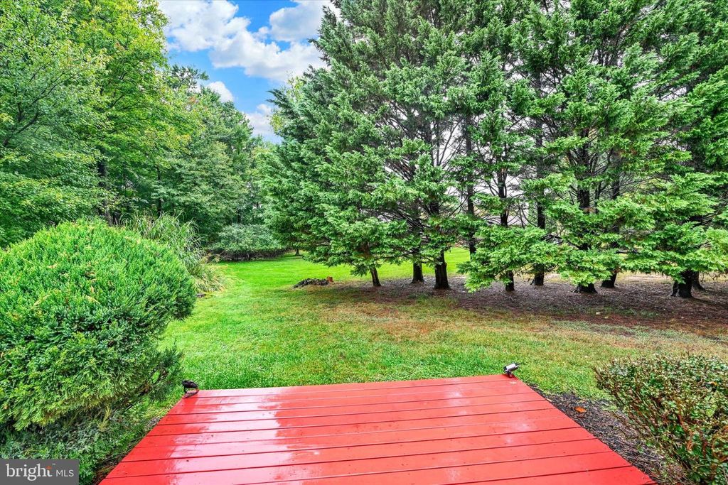 Image 38 of property listing at 9537 WHITEHURST DR, Owings Mills, MD 21117