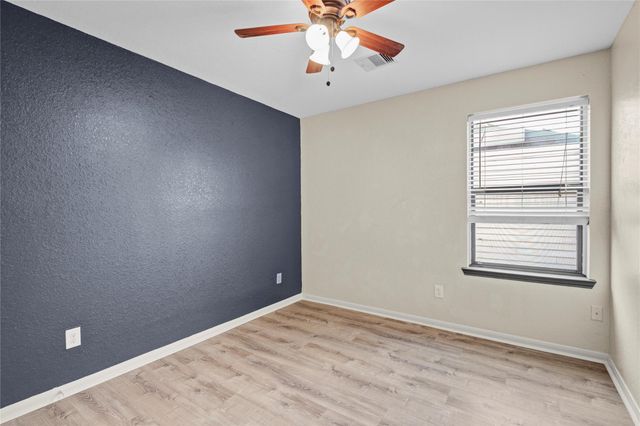 679 Fallow Lane, Alvin, TX 77511