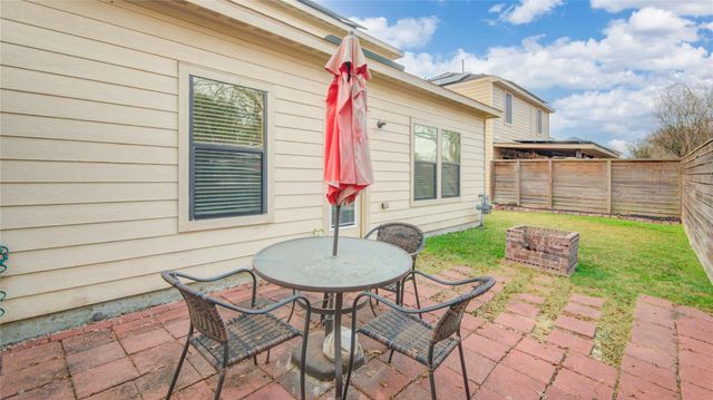 679 Fallow Lane, Alvin, TX 77511