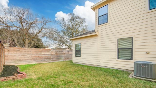679 Fallow Lane, Alvin, TX 77511
