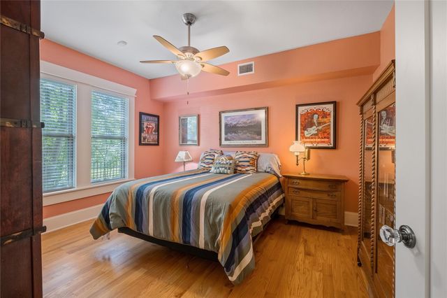 903 E 14th ST, Austin, TX 78702