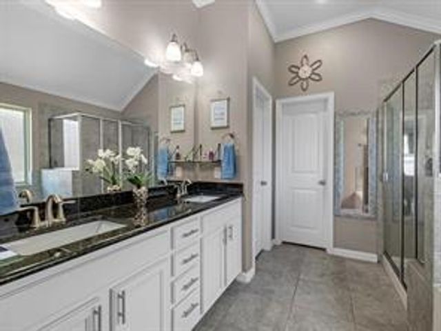 1326 Tee Time Ct, Crosby, TX 77532