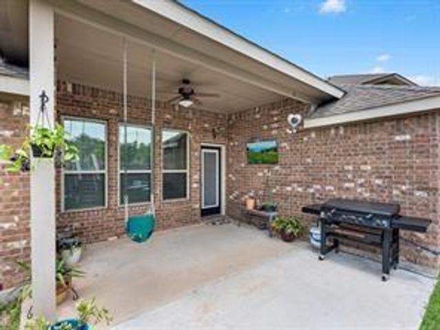 1326 Tee Time Ct, Crosby, TX 77532