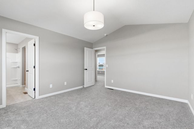 1618 191st Avenue NE, East Bethel, MN 55011