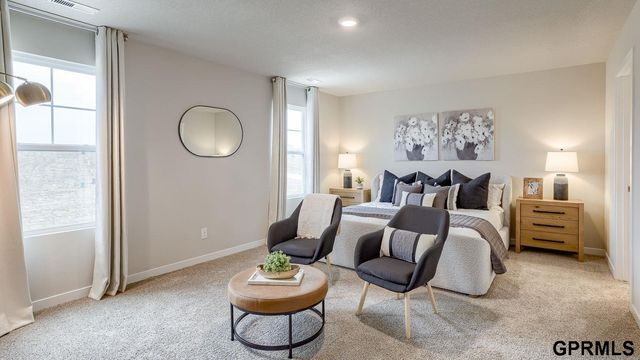13012 S 67th Street, Papillion, NE 68133